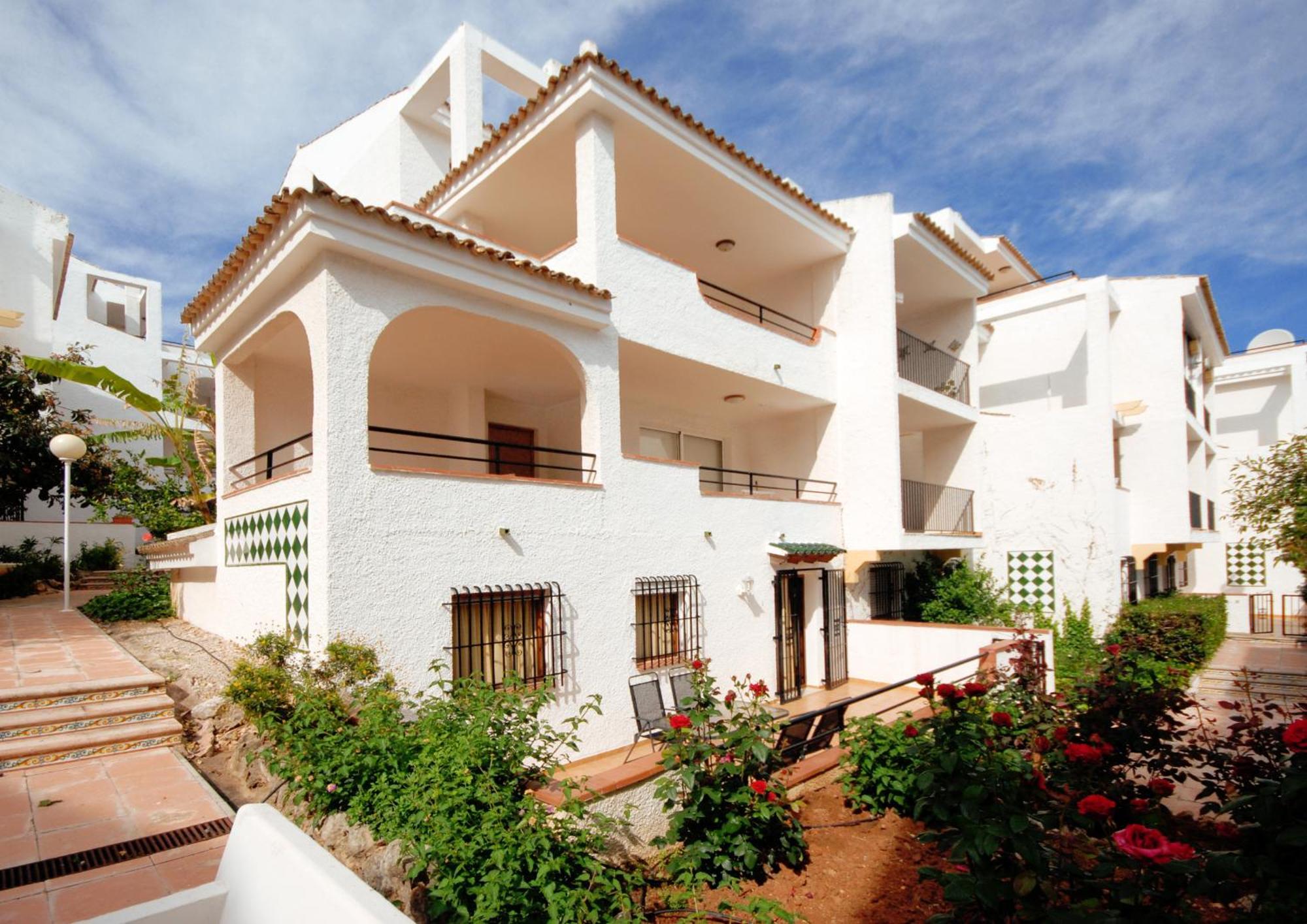 Complejo Bellavista Residencial Apartment Pego Exterior photo